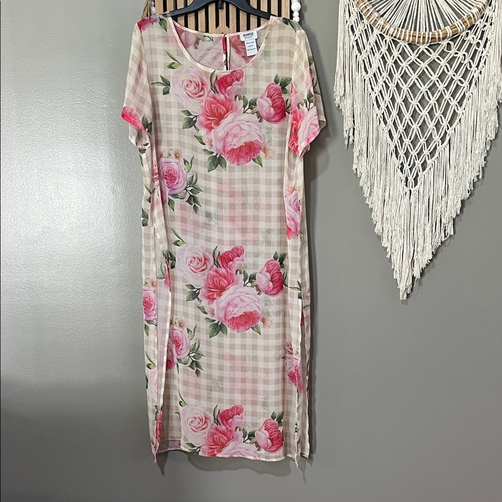 MONROE & MAIN womans sheer dress size XL
